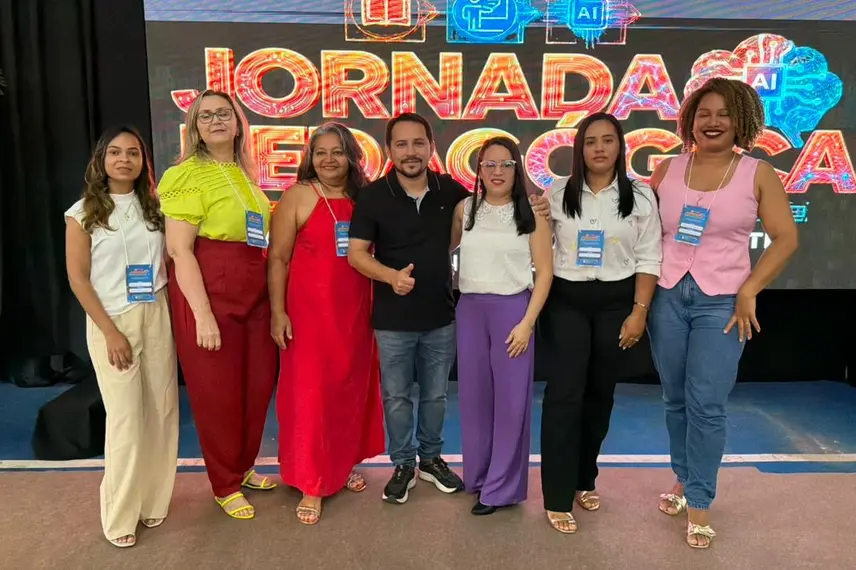 Jornada Pedagógica debate gestão inteligente em Palmeira do Piauí
