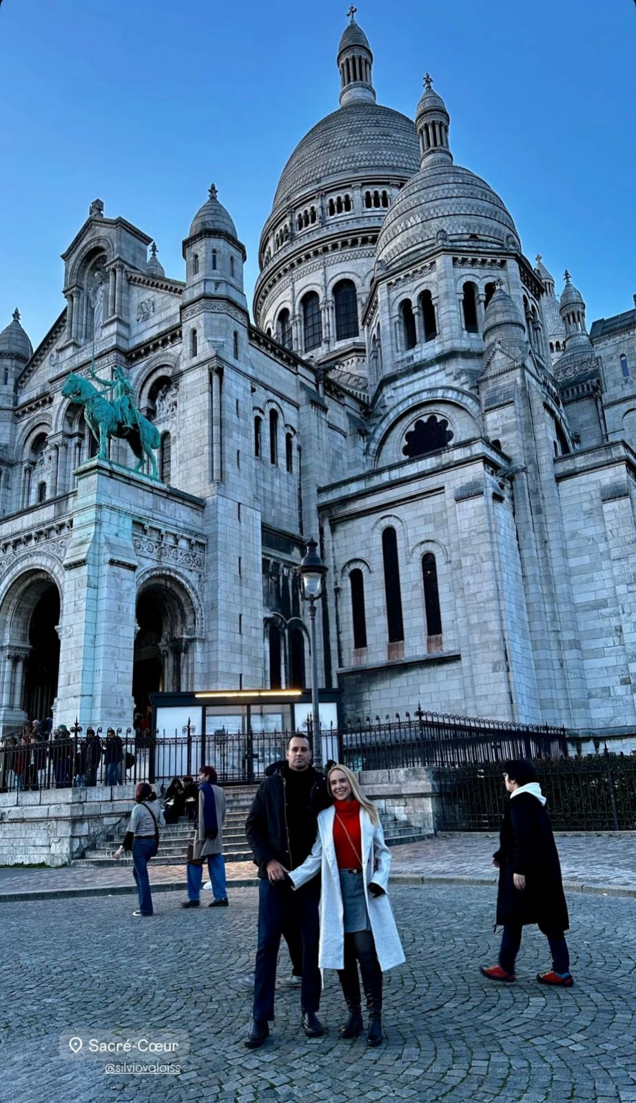 Juiz Silvio Valois e a sua amada, a Engenheira Civil Andressa Brito curtem viagem