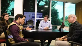 Lei amplia apoio psicológico digital a mães e cuidadores de crianças atípicas (Foto: Reprodução)