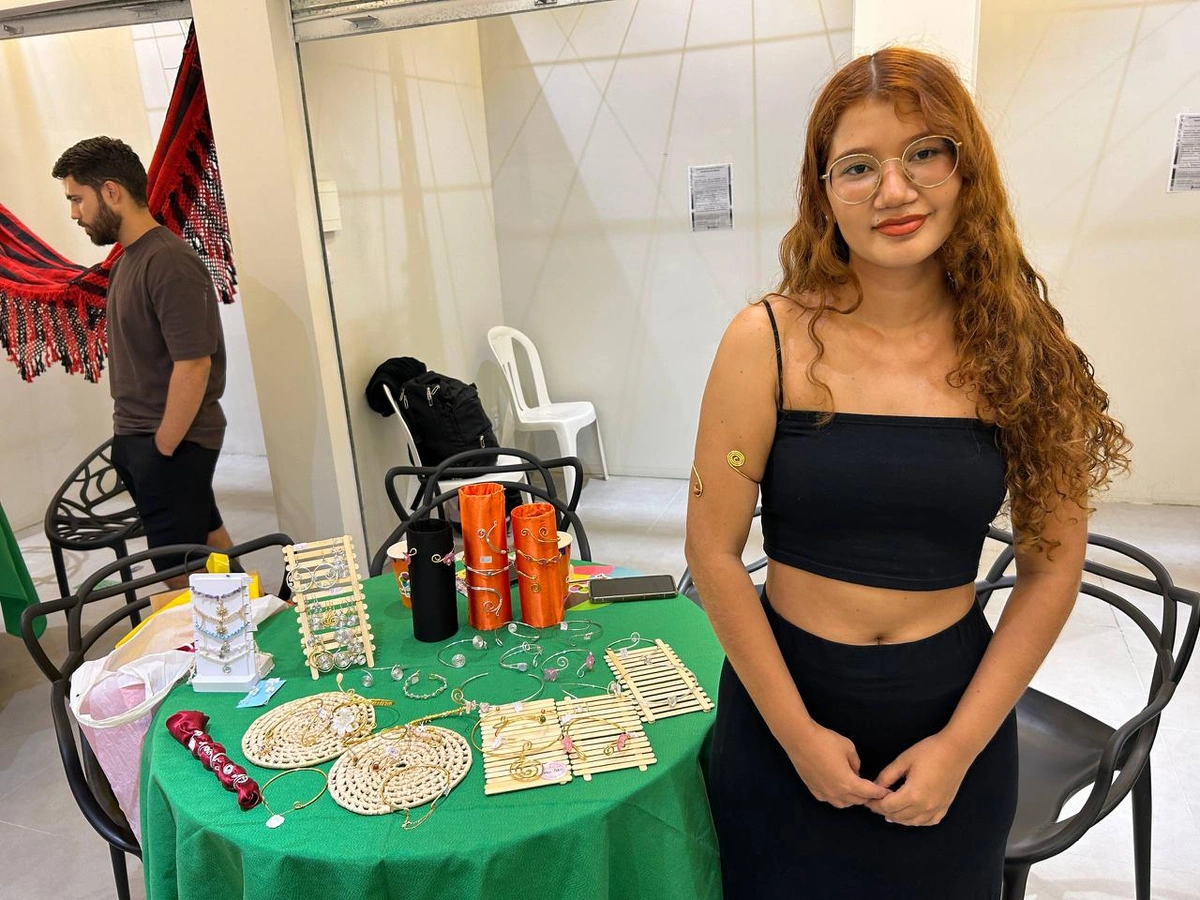 Maíla Lemos, do projeto MyArts