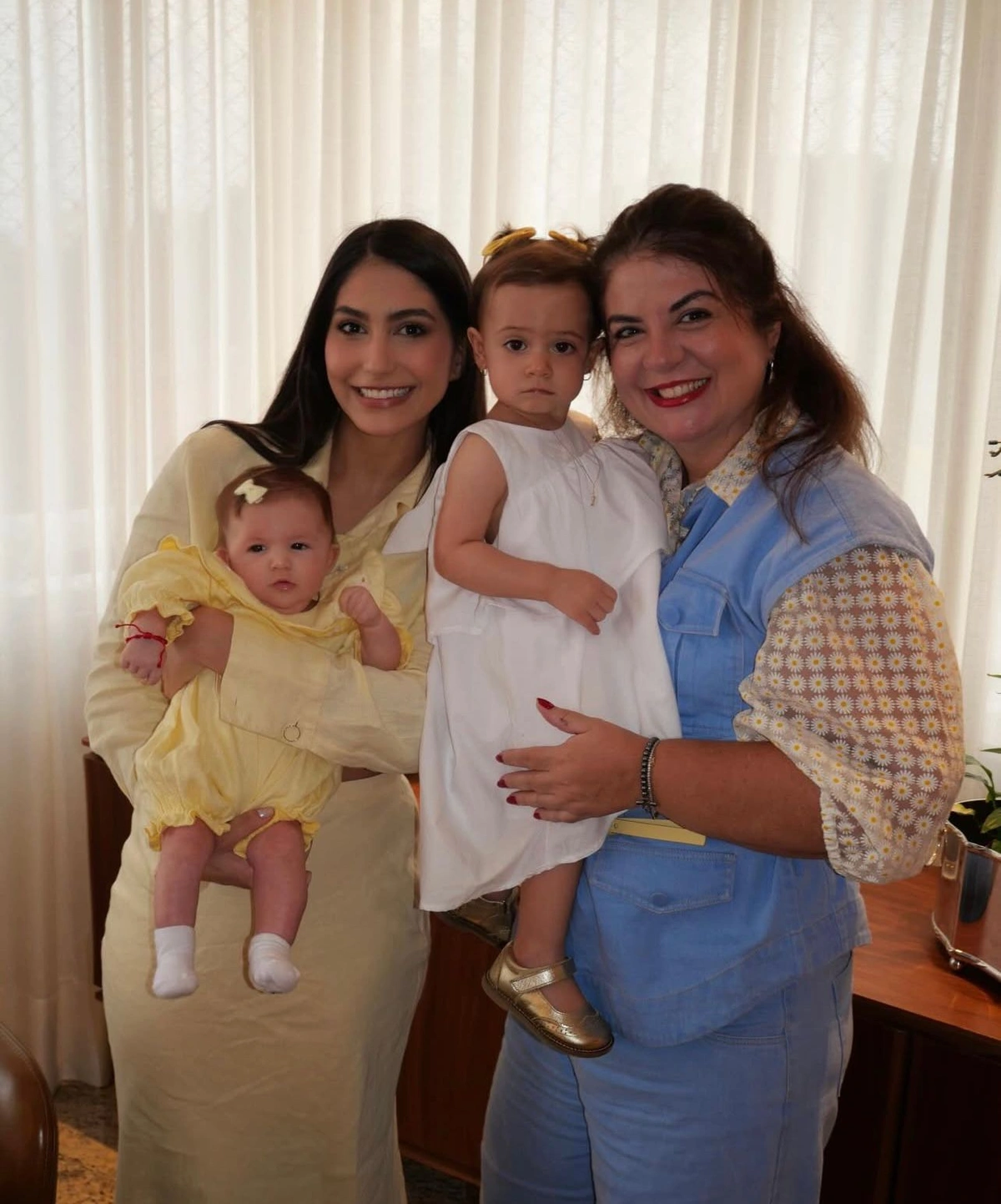 Maria Aurora, filha do casal de médicos Maria Mazuad e Erico Paz completa 2 meses