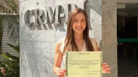 Médica Ana Thereza Oliveira, recebe oficialmente, seu RQE em Reprodução Assistida (Foto: Instagram)