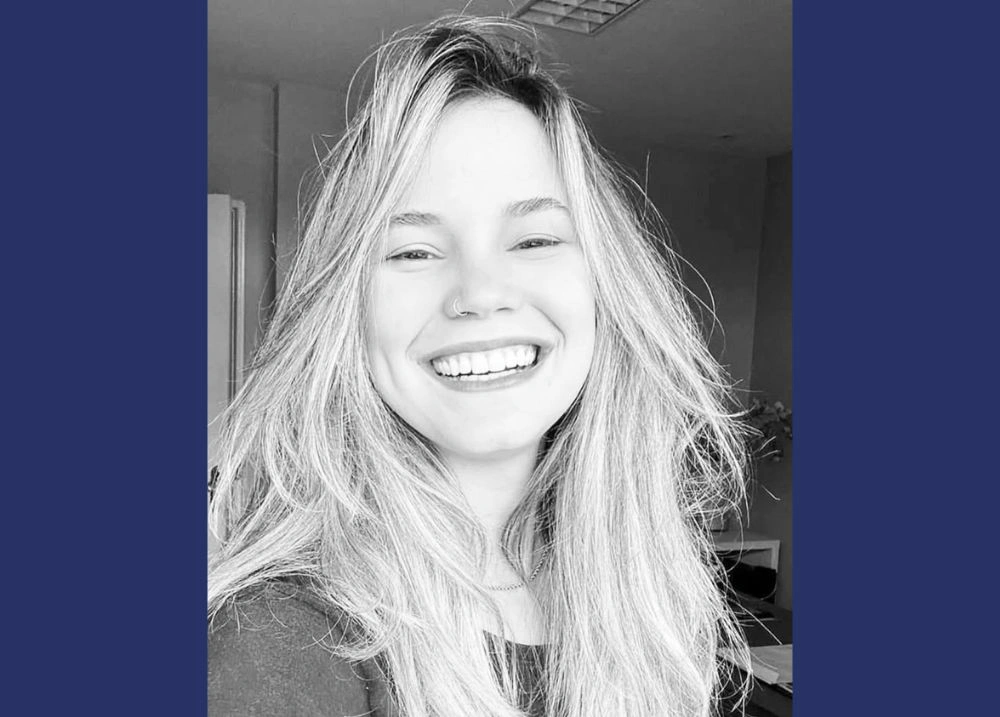 Morre a jornalista Flávia Bacelar após luta contra câncer