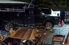 Motorista perde controle de picape e invade Praça dos Correios, em Teresina