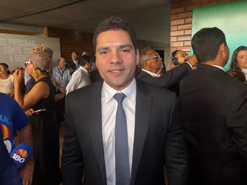 Na abertura do Legislativo, Rafael Fonteles destaca avanços e metas cumpridas