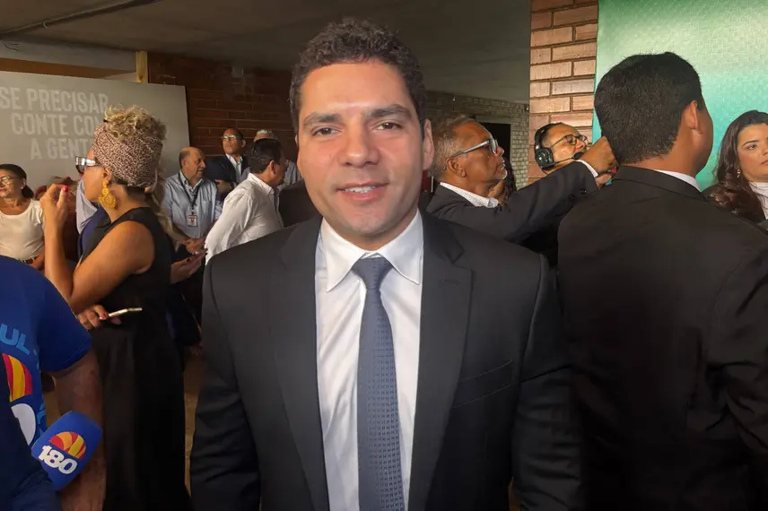 Na abertura do Legislativo, Rafael Fonteles destaca avanços e metas cumpridas