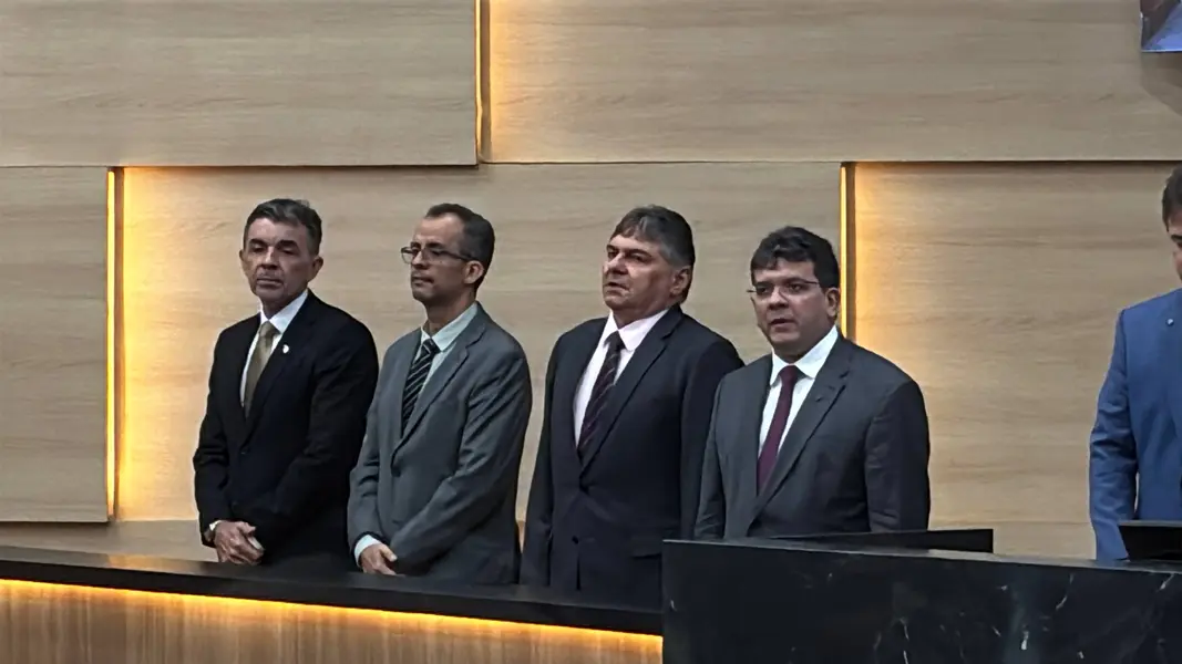 Na abertura do Legislativo, Rafael Fonteles destaca avanços e metas cumpridas