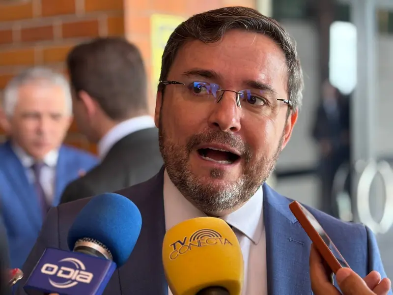 Na abertura do Legislativo, Rafael Fonteles destaca avanços e metas cumpridas