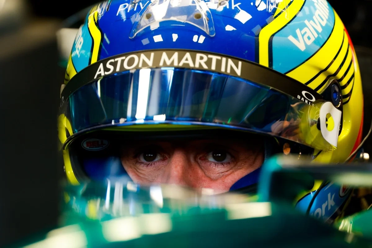 Piloto espanhol foi campeão mundial nos anos de 2005 e 2006, com a Renault