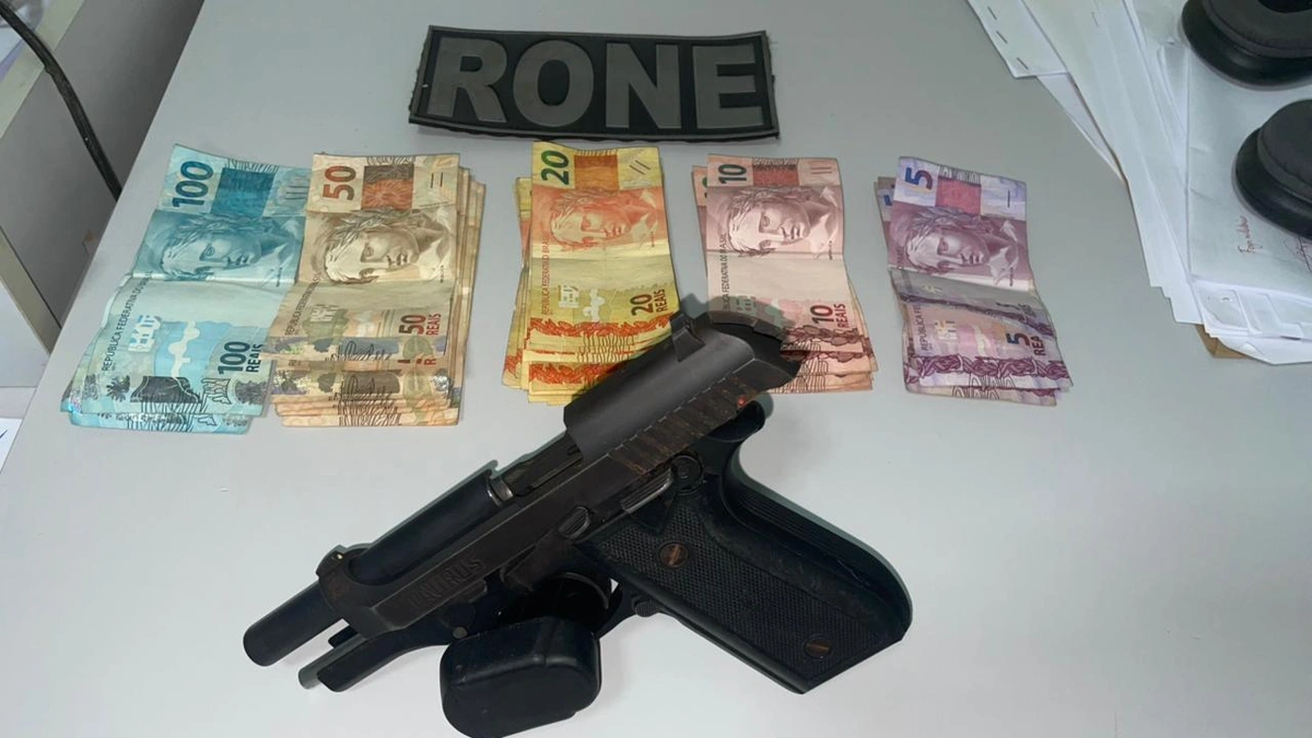 PM apreende arma de fogo e R$ 1 mil durante ação na zona Norte de Teresina