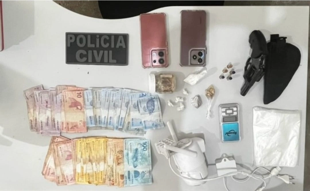 Polícia apreende arma, drogas e dinheiro em operação contra tráfico em Campo Maior