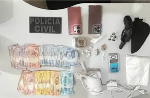 Polícia apreende arma, drogas e dinheiro em operação contra tráfico em Campo Maior (Foto: Reprodução)