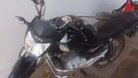 Polícia Militar do Piauí recupera motocicleta roubada em Bom Princípio do Piauí (Foto: Reprodução)