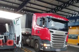 PRF e Sefaz flagram veículos de carga com excesso de peso no Piauí (Foto: Reprodução)