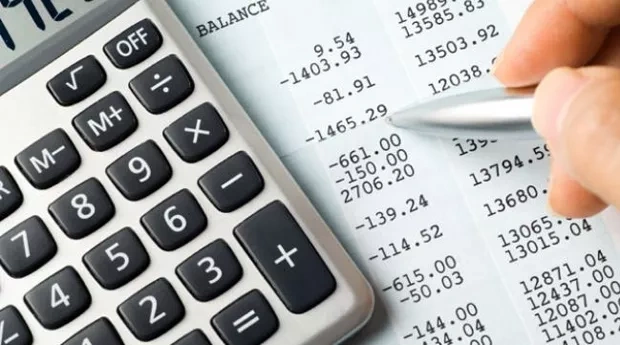 Projeto proíbe menores como sócios para frear uso de CPF em empresas de fachada