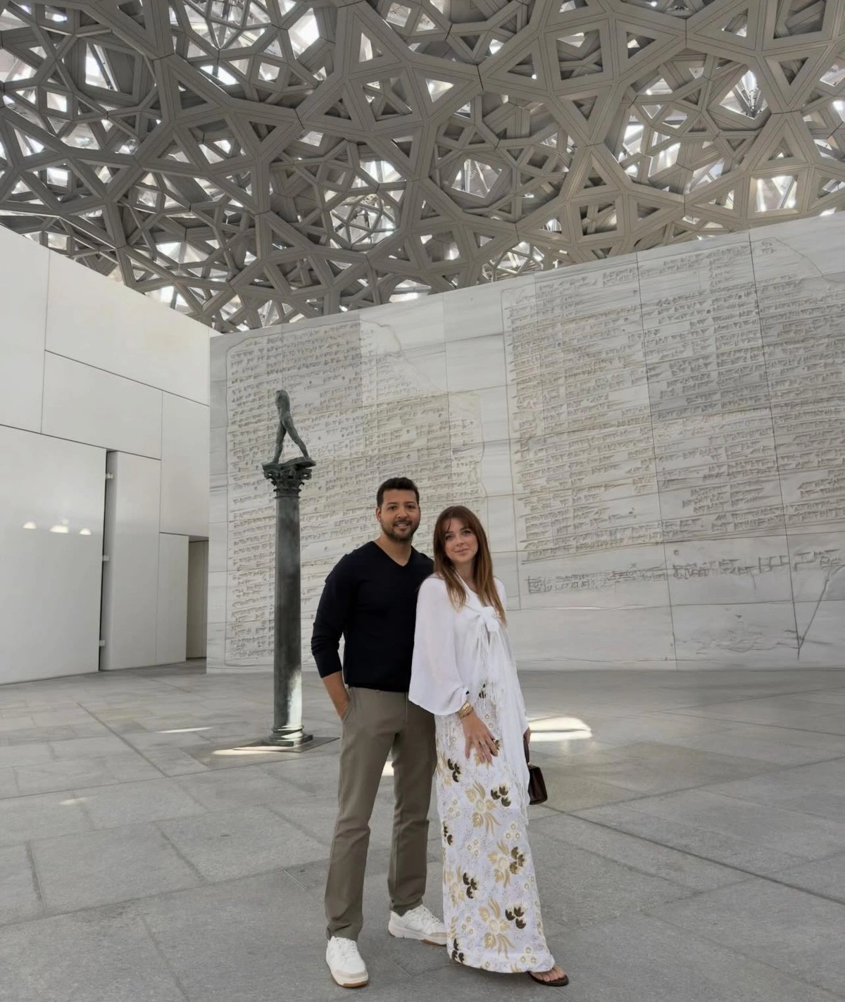 Querido casal de empresários João Eduardo Castro e Yrla Resende estão em Dubai