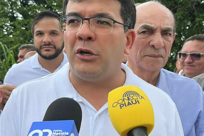 Rafael Fonteles entrega obras e leva crédito a empreendedores em Palmeirais