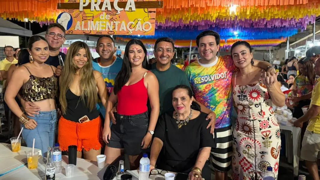 Segunda noite de Carnaval anima São Miguel do Tapuio com público e atrações