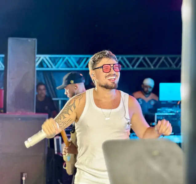 Segundona de Carnaval movimenta foliões em Demerval Lobão