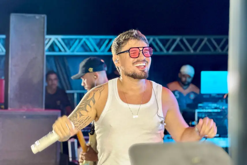 Segundona de Carnaval movimenta foliões em Demerval Lobão