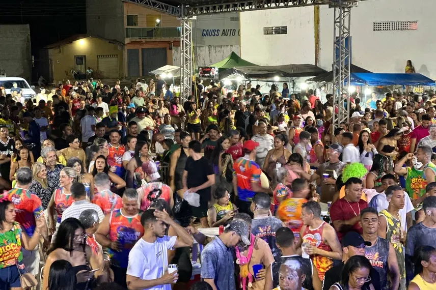 Segundona de Carnaval movimenta foliões em Demerval Lobão