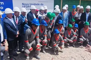 UFDPar lança pedra fundamental do Hospital Universitário e novo prédio acadêmico (Foto: Reprodução)