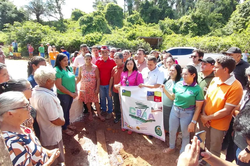 Abdoral Melo e Limma entregam cisternas na zona rural de São João do Arraial