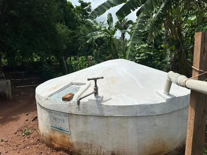 Abdoral Melo e Limma entregam cisternas na zona rural de São João do Arraial