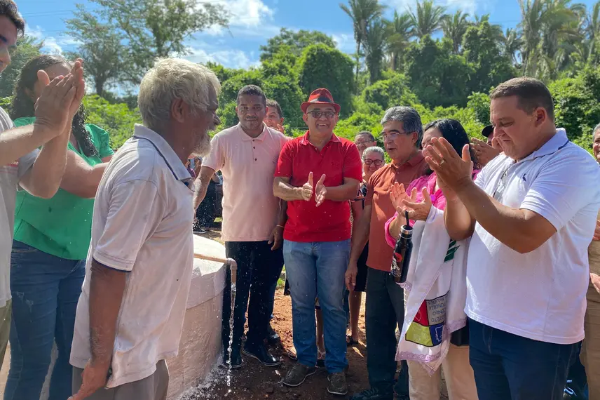Abdoral Melo e Limma entregam cisternas na zona rural de São João do Arraial