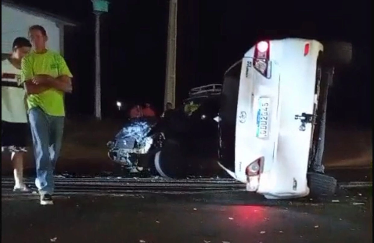 Acidente interdita BR-230 em Oeiras e deixa quatro pessoas feridas