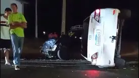 Acidente interdita BR-230 em Oeiras e deixa quatro pessoas feridas (Foto: Reprodução)