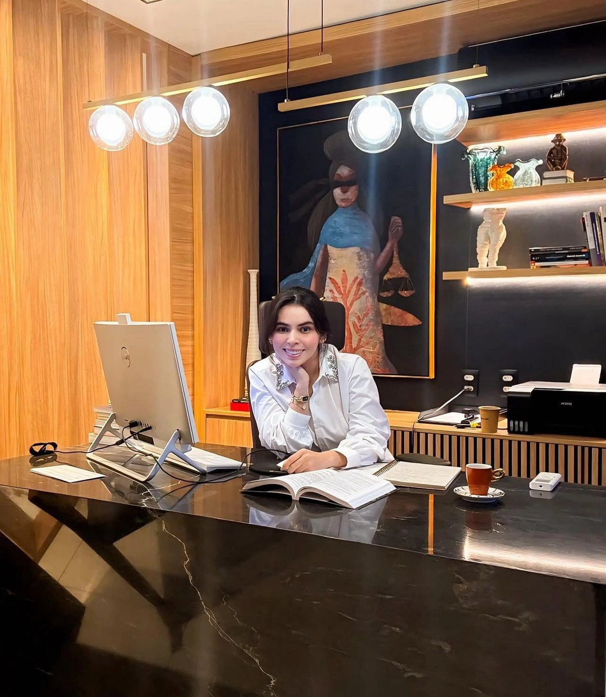 Advogada Jordana Medeiros assume cargo em pós-Graduação da UNIFOR