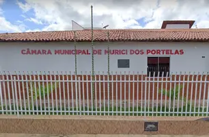 Advogado causa tumulto em sessão da Câmara de Murici dos Portelas (Foto: Reprodução)