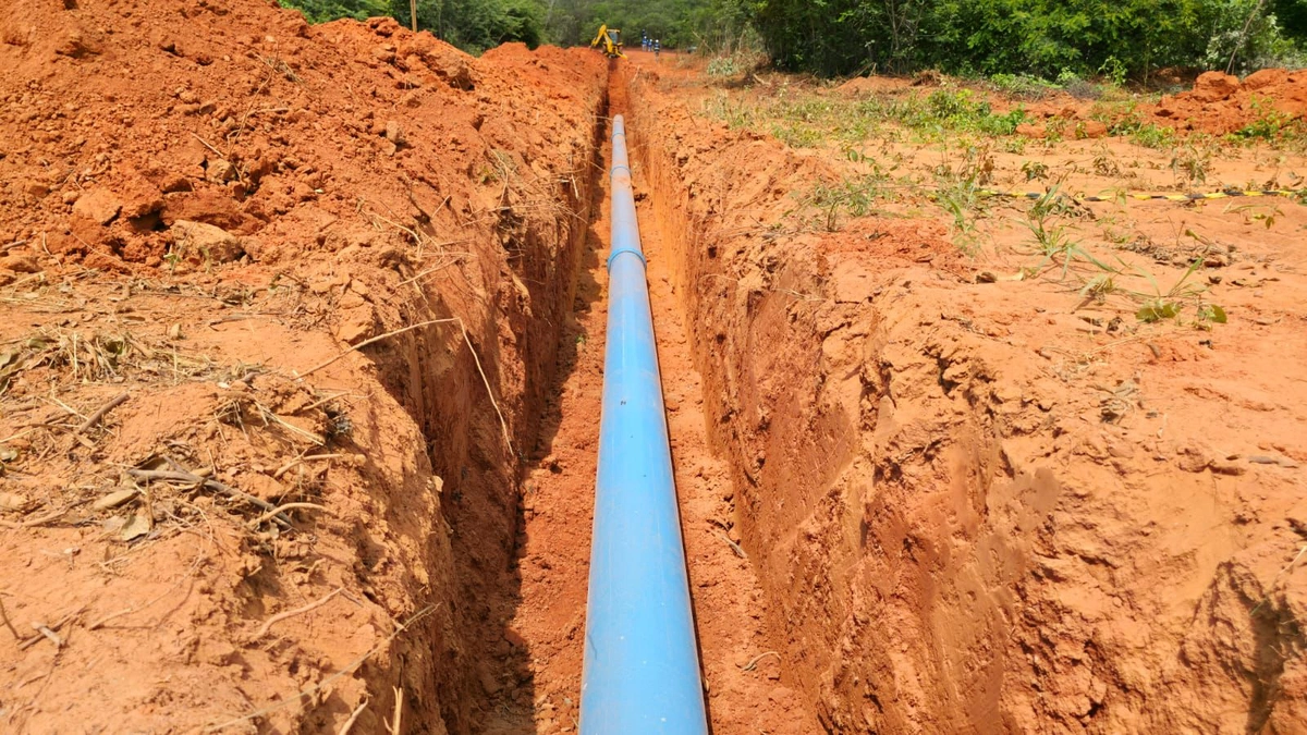 Águas do Piauí inicia construção de adutora em São Raimundo Nonato