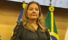 Alepi homenageia Liana Chaib, ministra do TST, com Medalha do Mérito Legislativo
