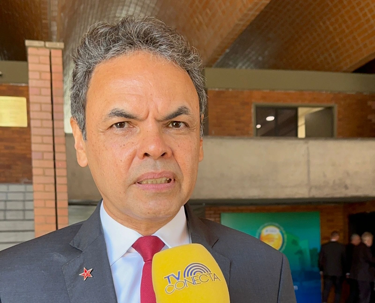 Alepi realiza sessão solene em homenagem aos 46 anos do Partido dos Trabalhadores