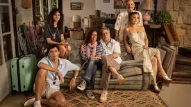 Andrea Beltrão, Fabio Assunção, Cláudia Abreu, Marco Ricca, Carol Duarte e Jaffar Bambirra (Foto: Reprodução/ Netflix)