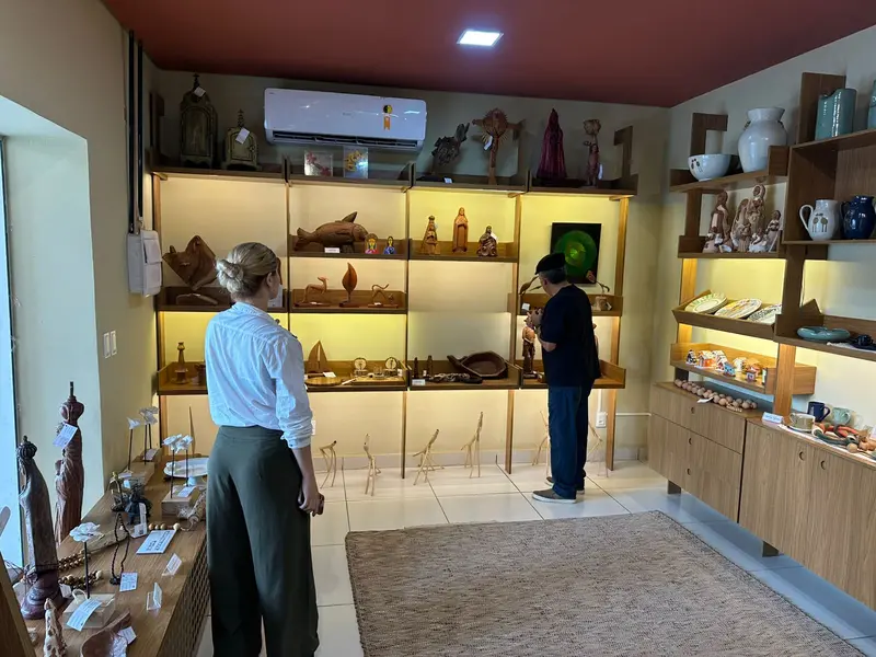 Arquitetos do CASACOR Piauí 2026 se encontram com artesãos no Centro de Teresina