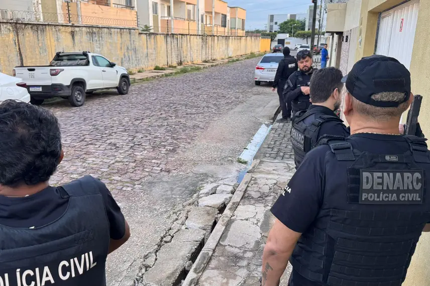 Arsenal de armas irregular é apreendido durante 'Operação Desarme' em Teresina