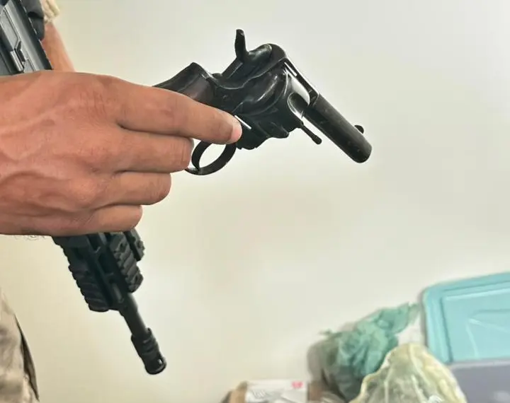Arsenal de armas irregular é apreendido durante 'Operação Desarme' em Teresina
