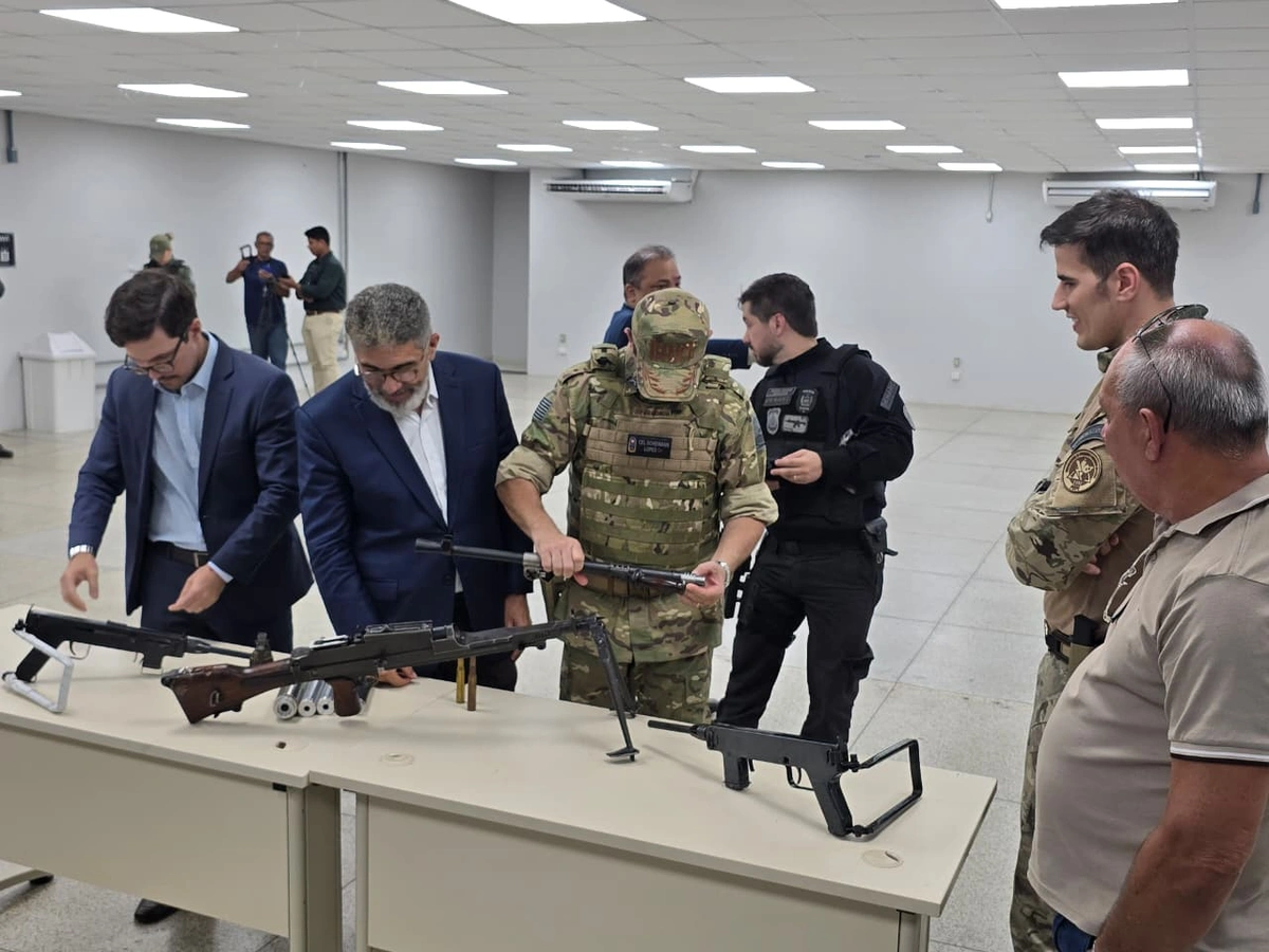 Arsenal de armas irregular é apreendido durante 'Operação Desarme' em Teresina
