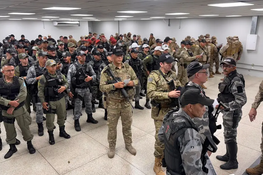 Arsenal de armas irregular é apreendido durante 'Operação Desarme' em Teresina