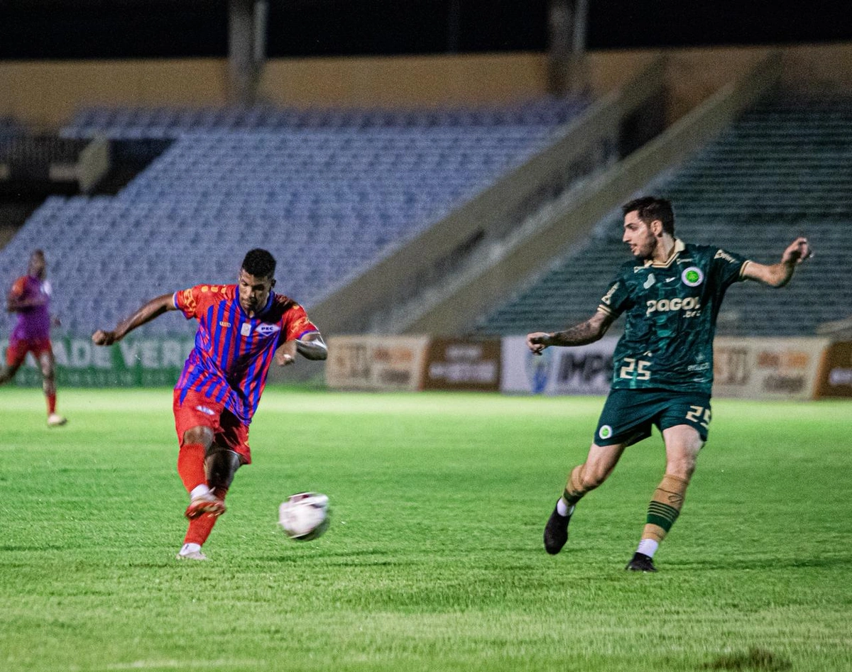 Atlético Piauiense perde para o Piauí no 1° jogo da final do estadual