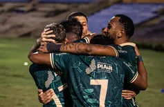 Atlético Piauiense vence Altos e abre vantagem nas semifinais do estadual