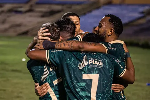 Atlético Piauiense vence Altos e abre vantagem nas semifinais do estadual