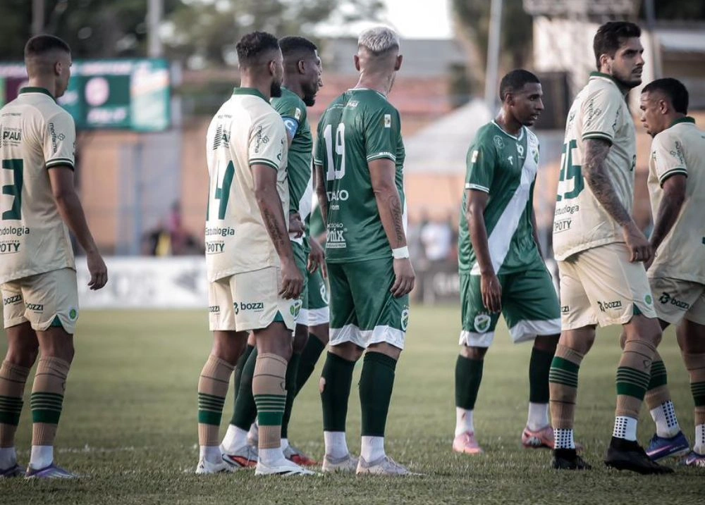 Atlético Piauiense vence Altos