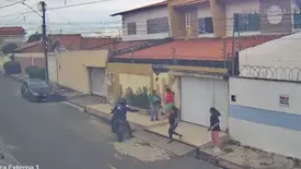 Bandido em moto rende e assalta mulheres em rua na zona Leste de Teresina (Foto: Reprodução)
