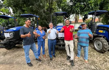 Barras recebe kit de mecanização agrícola por articulação do deputado Francisco Limma