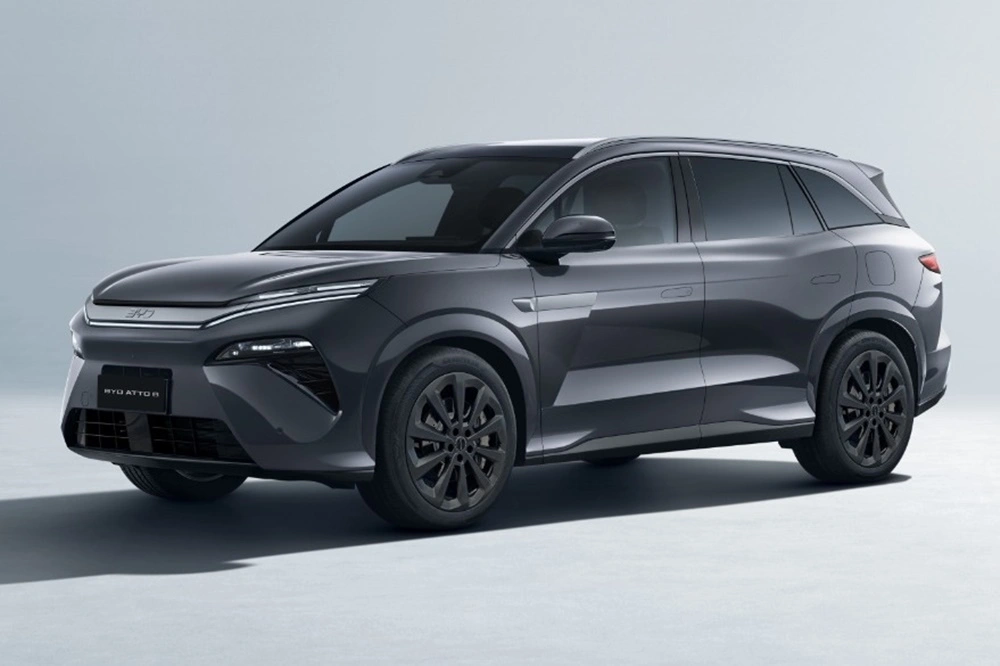 BYD ATTO 8