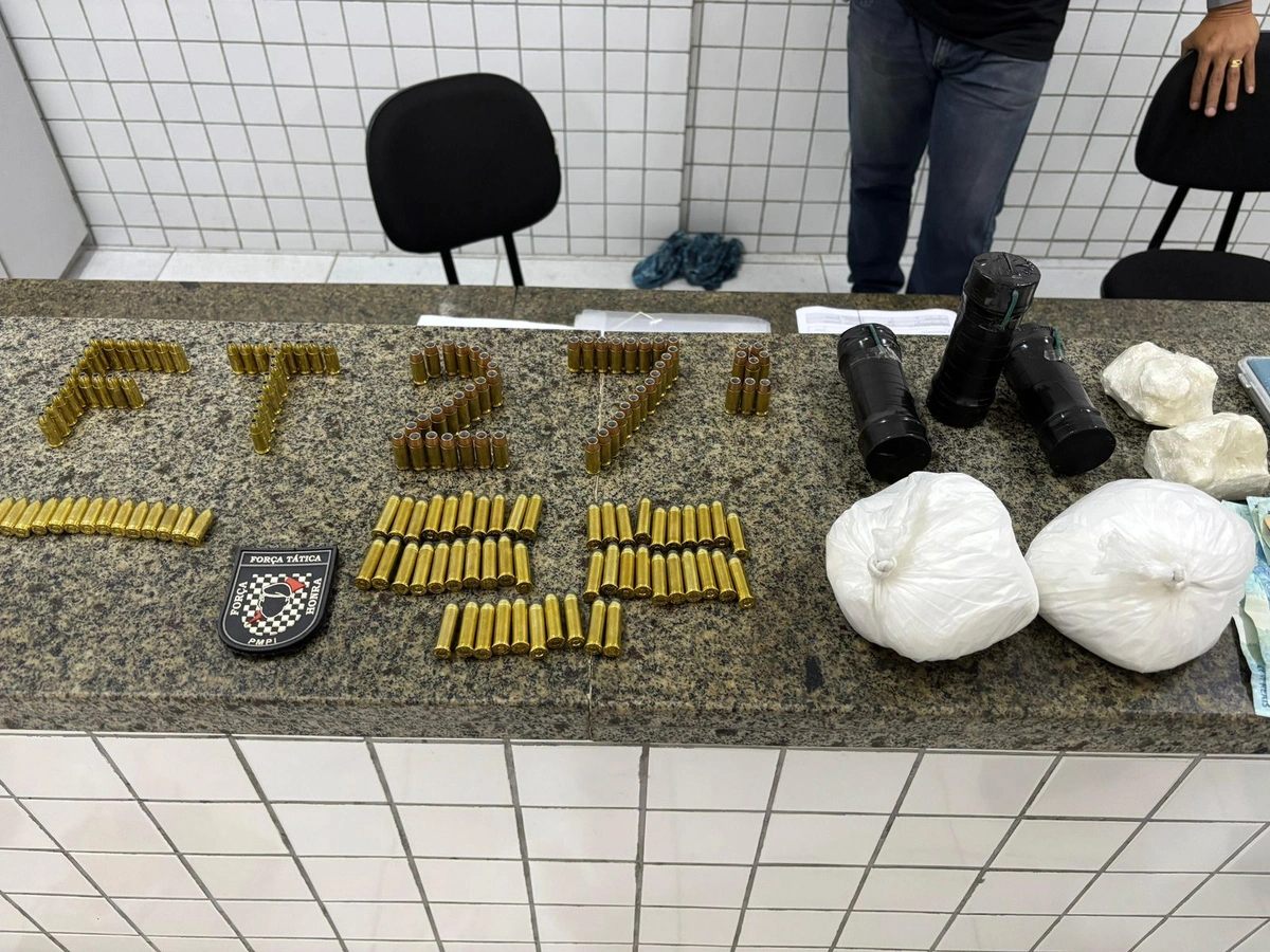 Carga de cocaína avaliada em R$ 50 mil é apreendida e dupla é presa em Parnaíba